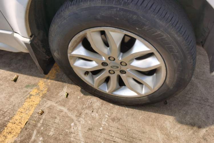 Used Land Rover Freelander 2 2012 2.0T Si4 HSE Gasoline Version Right Front Wheel Hub