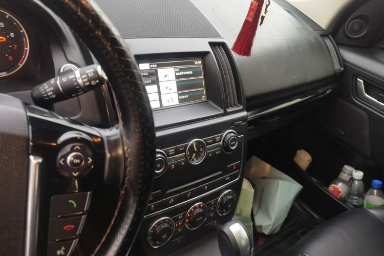 Used Land Rover Freelander 2 2013 2.0T Si4 HSE Gasoline Version Audio And AC Panel