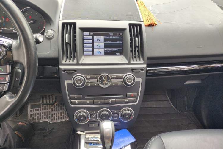 Used Land Rover Freelander 2 2013 2.0T Si4 HSE Gasoline Version Audio And AC Panel