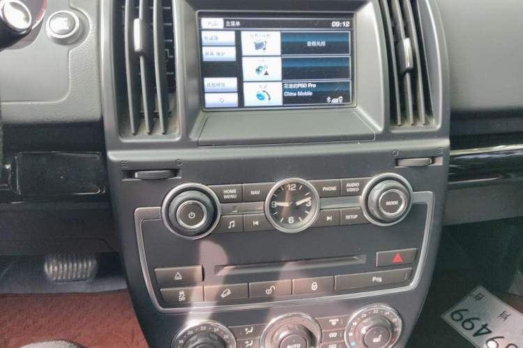 Used Land Rover Freelander 2 2013 2.0T Si4 HSE Gasoline Version Audio And AC Panel