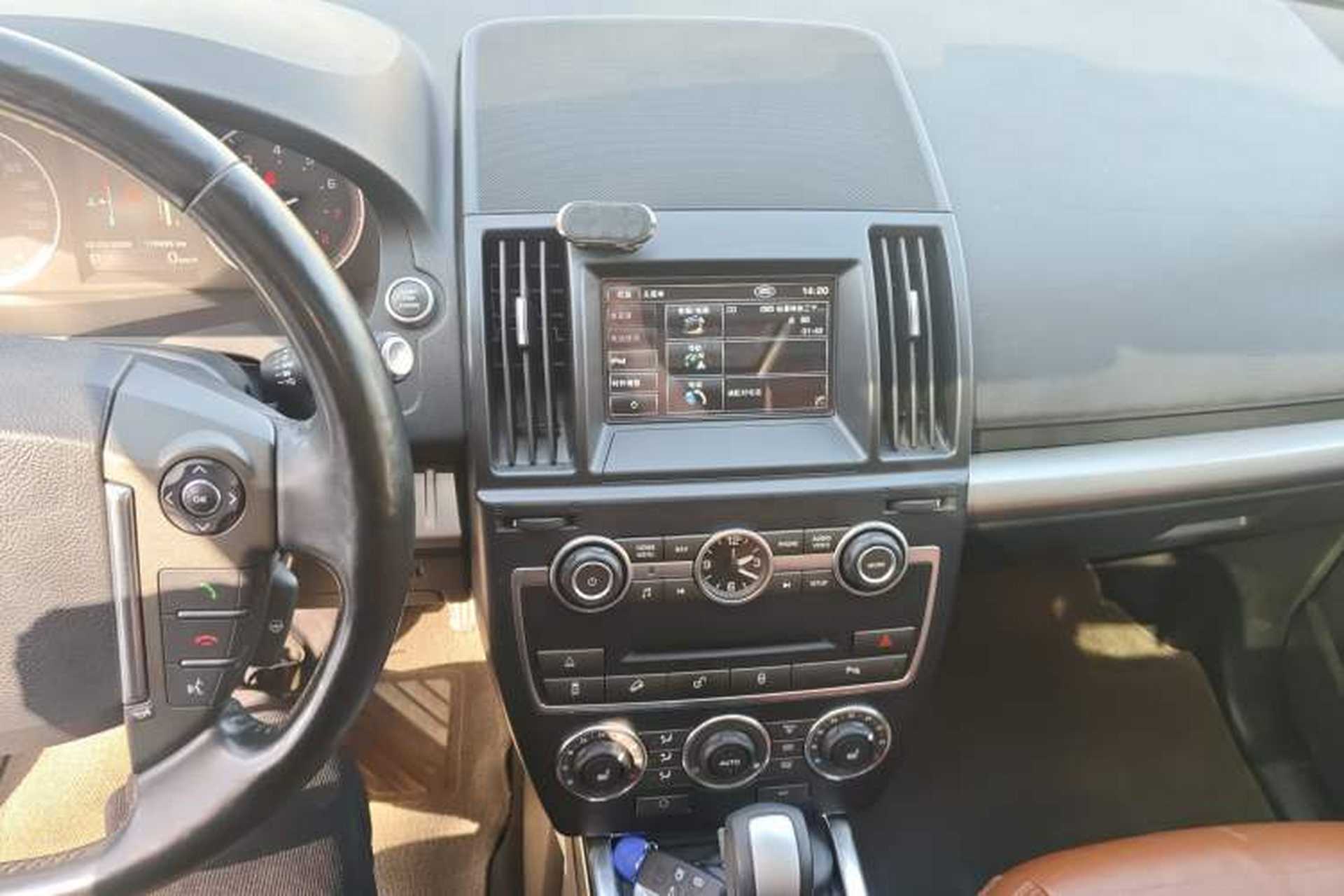 Used Land Rover Freelander 2 2013 2.0T Si4 HSE Gasoline Version Audio And AC Panel