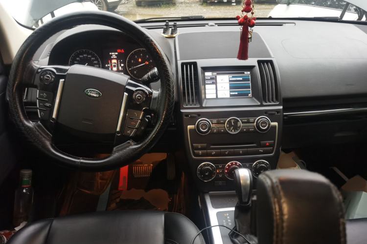 Used Land Rover Freelander 2 2013 2.0T Si4 HSE Gasoline Version Center Console