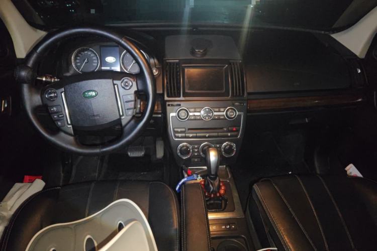 Used Land Rover Freelander 2 2013 2.2T SD4 SE Diesel Edition Center Console