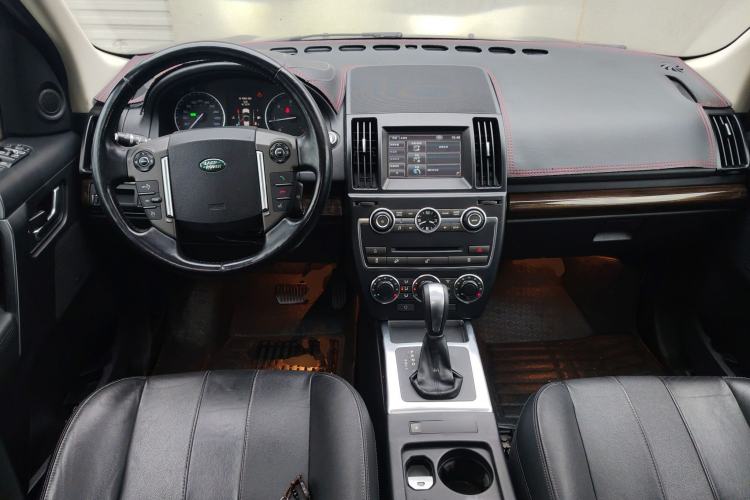 Used Land Rover Freelander 2 2013 2.2T SD4 SE Diesel Edition Center Console