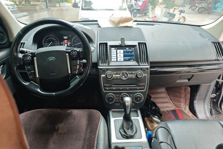 Used Land Rover Freelander 2 2013 2.0T Si4 HSE Gasoline Version Center Console