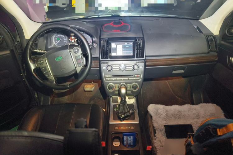 Used Land Rover Freelander 2 2013 2.0T Si4 SE Gasoline Edition Center Console