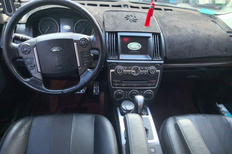 Used Land Rover Freelander 2 2013 2.0T Si4 SE Gasoline Edition Center Console