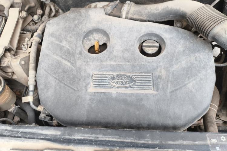 Used Land Rover Freelander 2 2013 2.0T Si4 SE Gasoline Edition Engine Bay