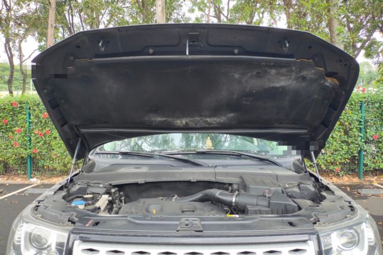 Used Land Rover Freelander 2 2013 2.0T Si4 HSE Gasoline Version Engine Bay