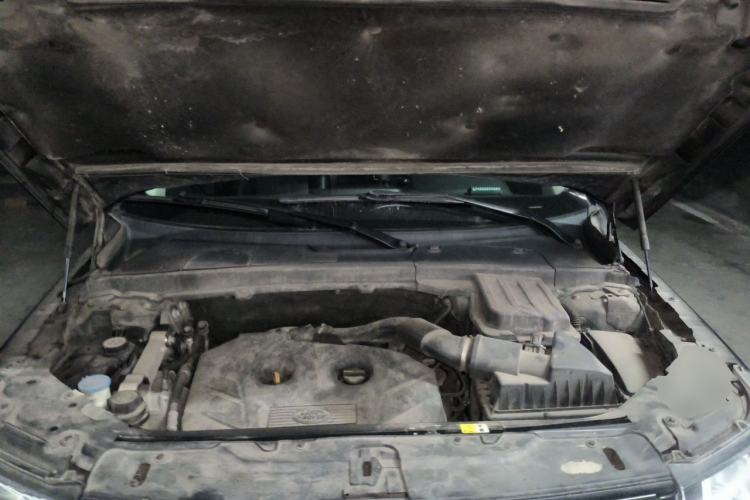 Used Land Rover Freelander 2 2013 2.0T Si4 SE Gasoline Edition Engine Bay