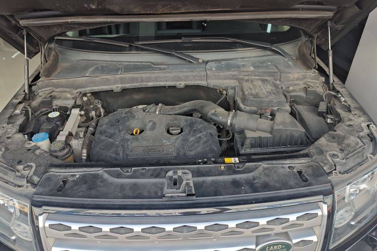 Used Land Rover Freelander 2 2013 2.0T Si4 Dynamic Limited Edition Engine Bay