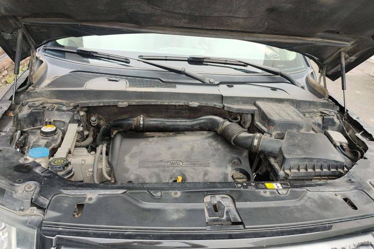 Used Land Rover Freelander 2 2013 2.2T SD4 SE Diesel Edition Engine Bay
