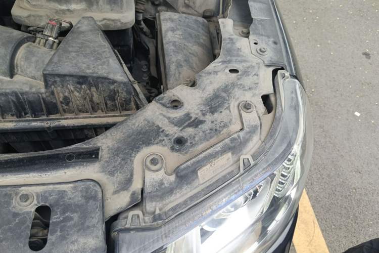 Used Land Rover Freelander 2 2013 2.0T Si4 HSE Gasoline Version Engine Bay Left