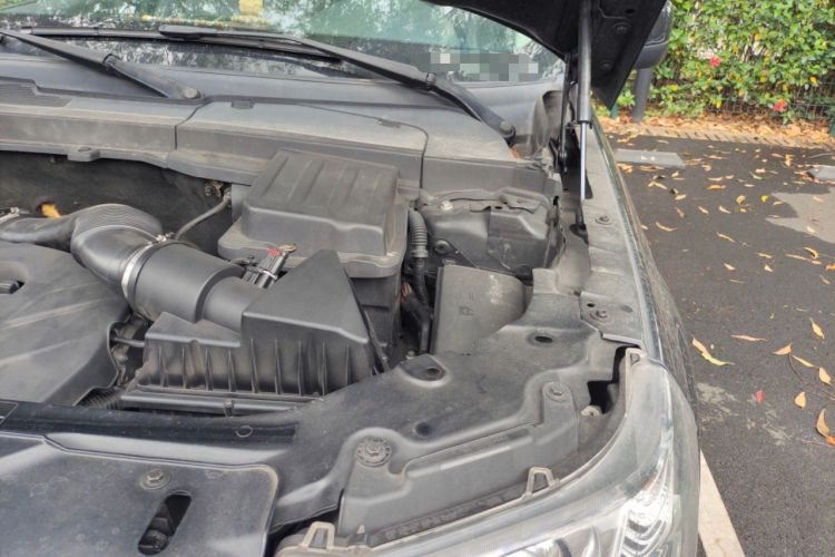 Used Land Rover Freelander 2 2013 2.0T Si4 HSE Gasoline Version Engine Bay Left
