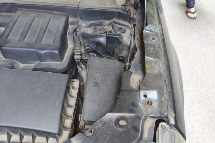 Used Land Rover Freelander 2 2013 2.2T SD4 SE Diesel Edition Engine Bay Left