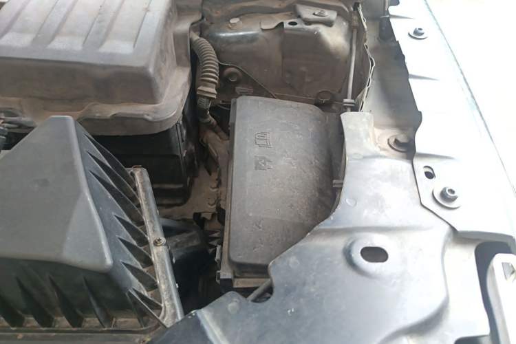 Used Land Rover Freelander 2 2013 2.0T Si4 SE Gasoline Edition Engine Bay Left