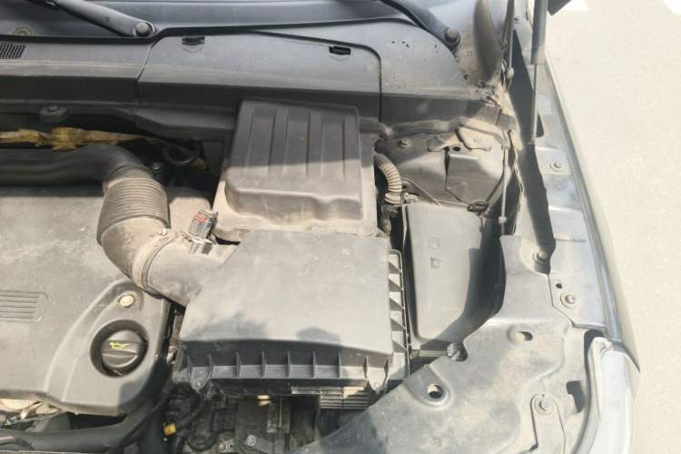 Used Land Rover Freelander 2 2013 2.2T SD4 S Diesel Version Engine Bay Left