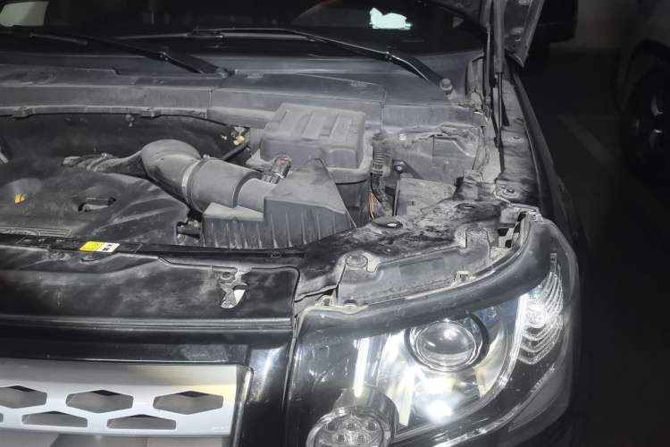 Used Land Rover Freelander 2 2013 2.0T Si4 SE Gasoline Edition Engine Bay Left