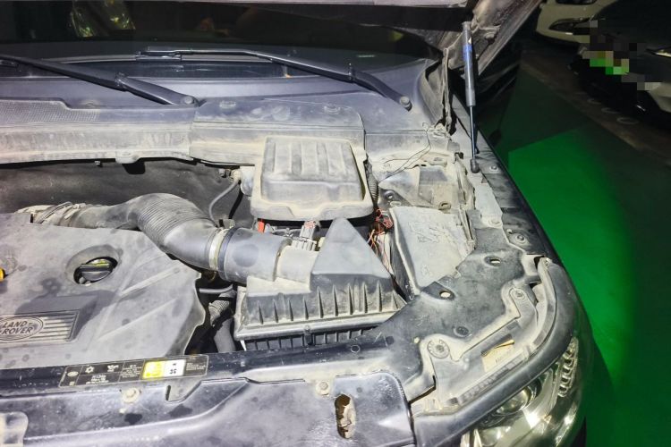 Used Land Rover Freelander 2 2013 2.0T Si4 SE Gasoline Edition Engine Bay Left