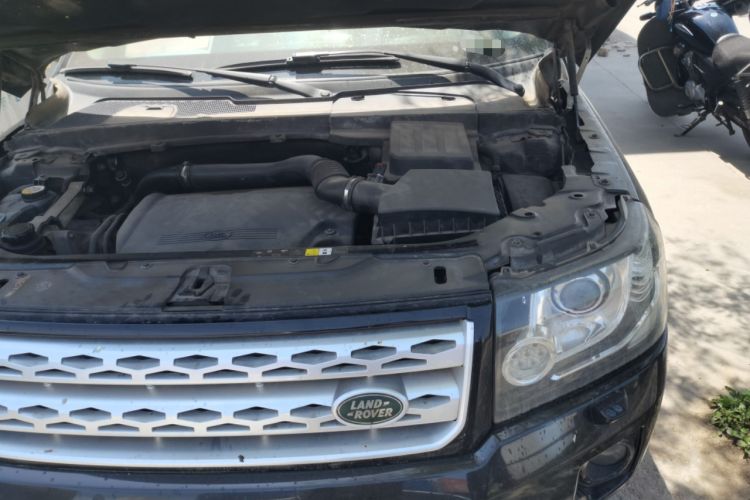 Used Land Rover Freelander 2 2013 2.2T SD4 SE Diesel Edition Engine Bay Left
