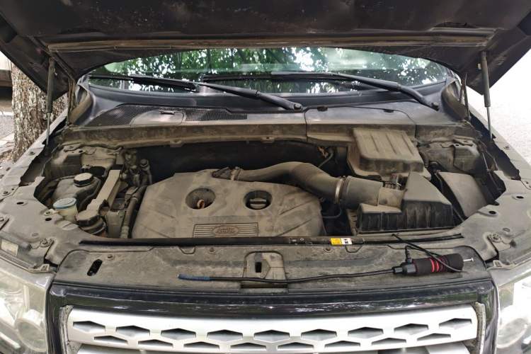 Used Land Rover Freelander 2 2013 2.0T Si4 SE Gasoline Edition Engine Bay