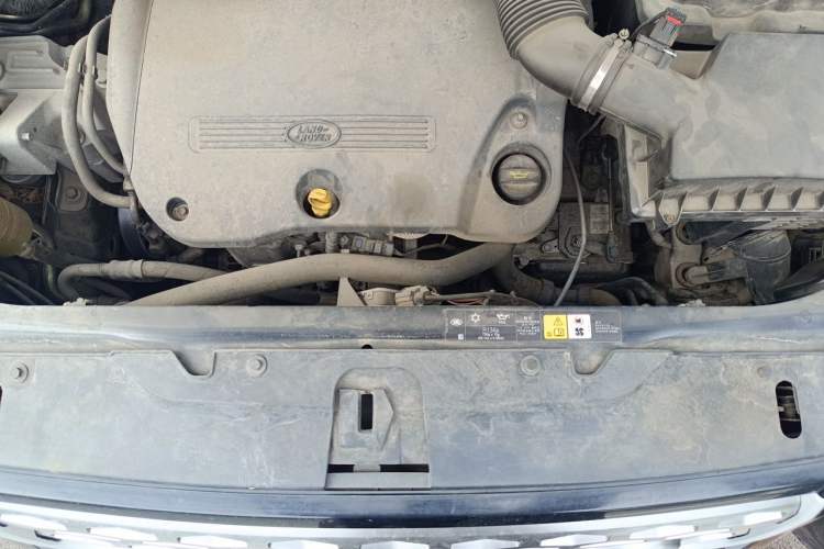 Used Land Rover Freelander 2 2013 2.2T SD4 SE Diesel Edition Engine Bay