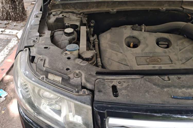 Used Land Rover Freelander 2 2013 2.0T Si4 SE Gasoline Edition Engine Bay Right