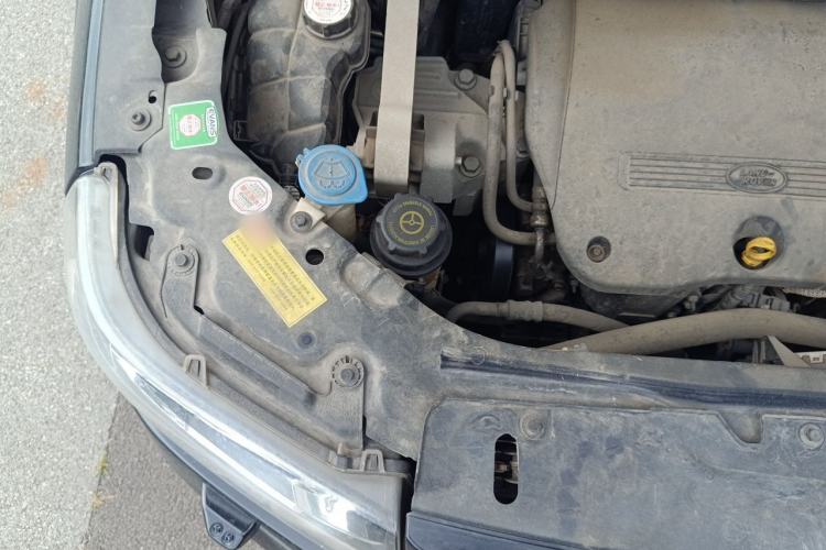 Used Land Rover Freelander 2 2013 2.2T SD4 SE Diesel Edition Engine Bay Right