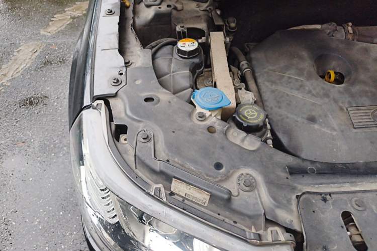 Used Land Rover Freelander 2 2013 2.0T Si4 SE Gasoline Edition Engine Bay Right