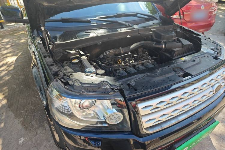 Used Land Rover Freelander 2 2013 2.0T Si4 HSE Gasoline Version Engine Bay Right