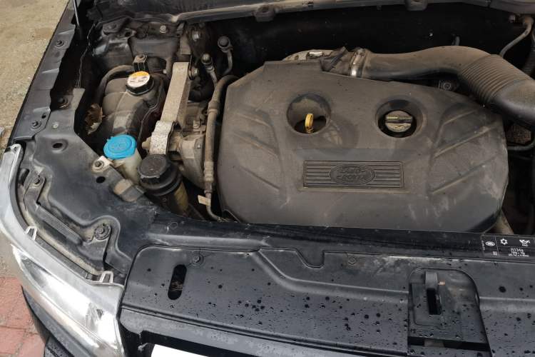 Used Land Rover Freelander 2 2013 2.0T Si4 SE Gasoline Edition Engine Bay Right