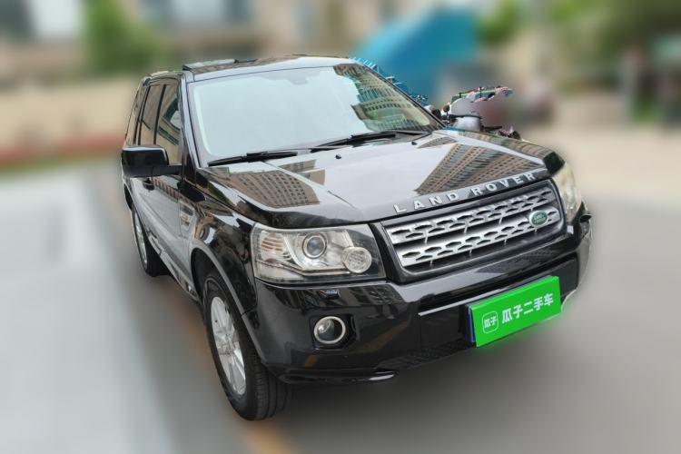 Used Land Rover Freelander 2 2013 2.0T Si4 SE Gasoline Edition Front Right 45 Deg