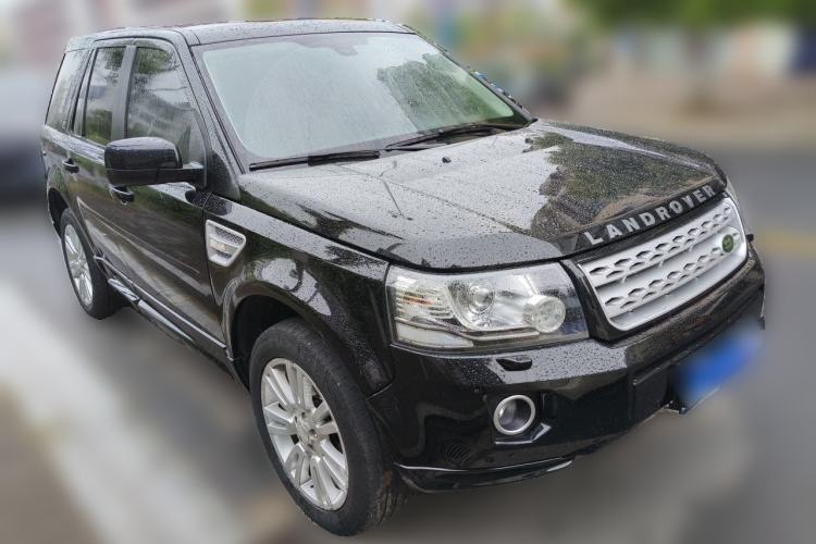 Used Land Rover Freelander 2 2013 2.0T Si4 Dynamic Limited Edition Front Right 45 Deg