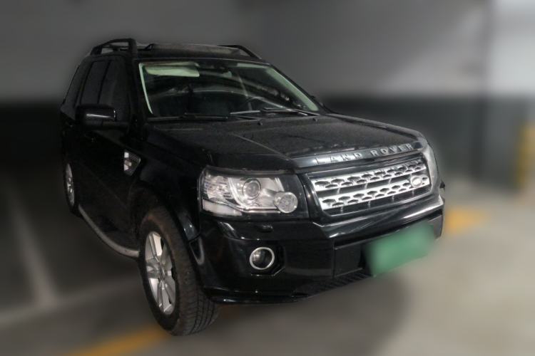Used Land Rover Freelander 2 2013 2.0T Si4 SE Gasoline Edition Front Right 45 Deg