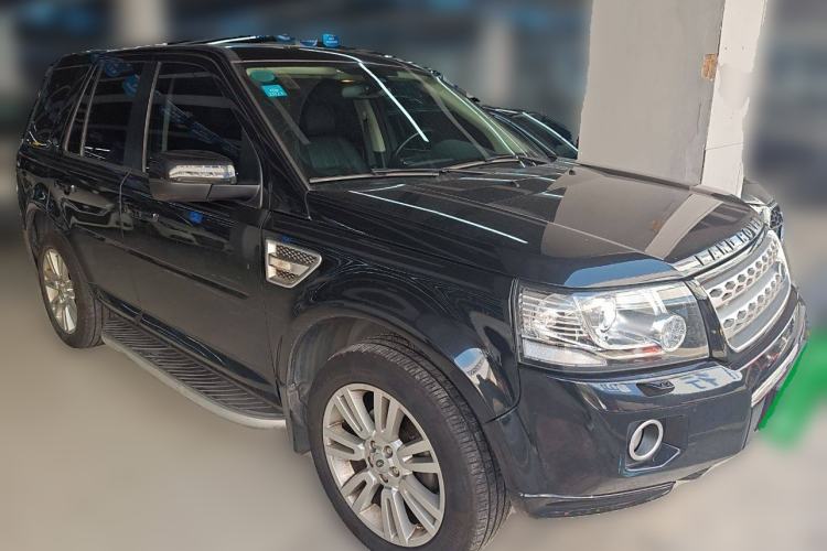 Used Land Rover Freelander 2 2013 2.0T Si4 Dynamic Limited Edition Front Right 45 Deg