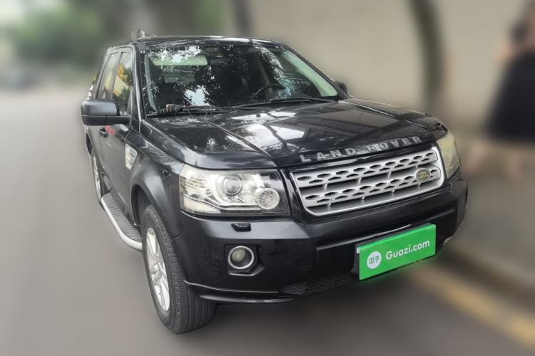 Used Land Rover Freelander 2 2013 2.0T Si4 SE Gasoline Edition Front Right 45 Deg