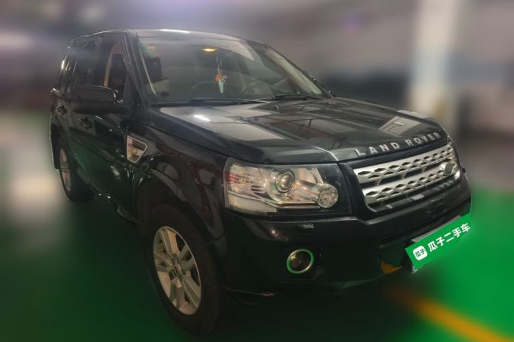 Used Land Rover Freelander 2 2013 2.0T Si4 SE Gasoline Edition Front Right 45 Deg