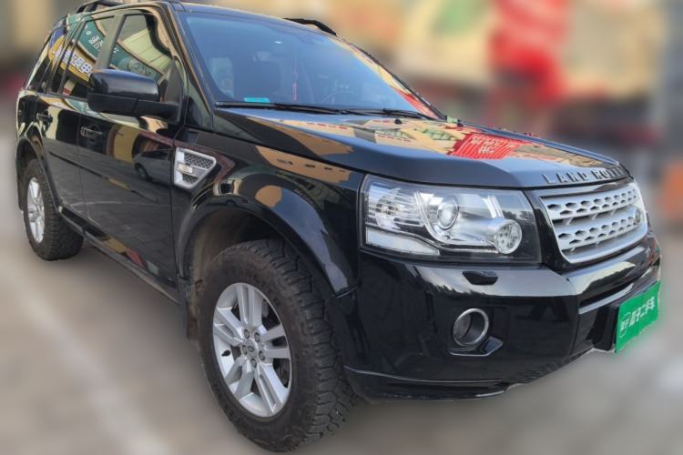 Used Land Rover Freelander 2 2013 2.0T Si4 SE Gasoline Edition Front Right 45 Deg