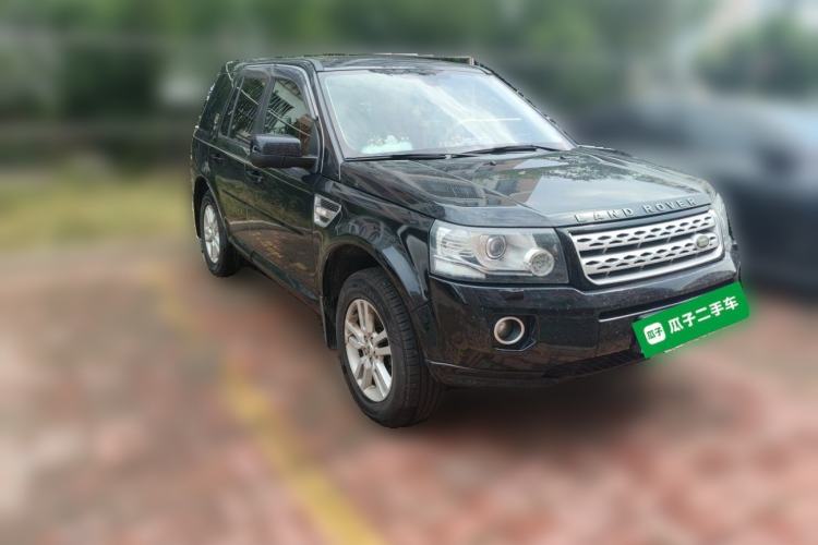 Used Land Rover Freelander 2 2013 2.0T Si4 SE Gasoline Edition Front Right 45 Deg