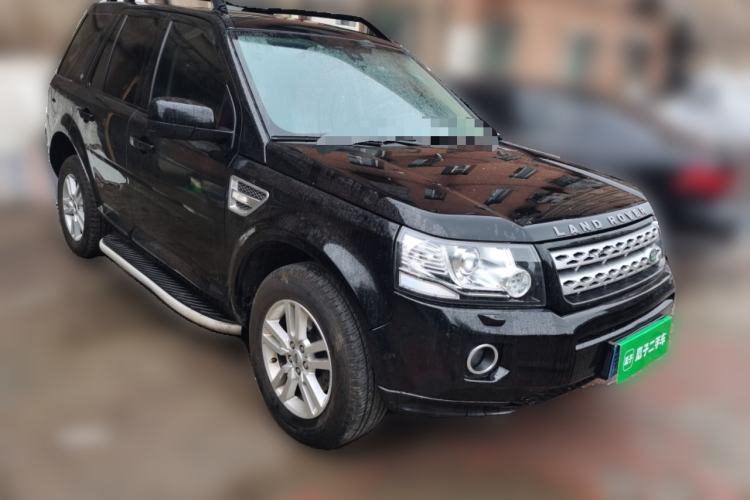 Used Land Rover Freelander 2 2013 2.0T Si4 SE Gasoline Edition Front Right 45 Deg