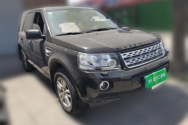 Used Land Rover Freelander 2 2013 2.2T SD4 SE Diesel Edition Front Right 45 Deg