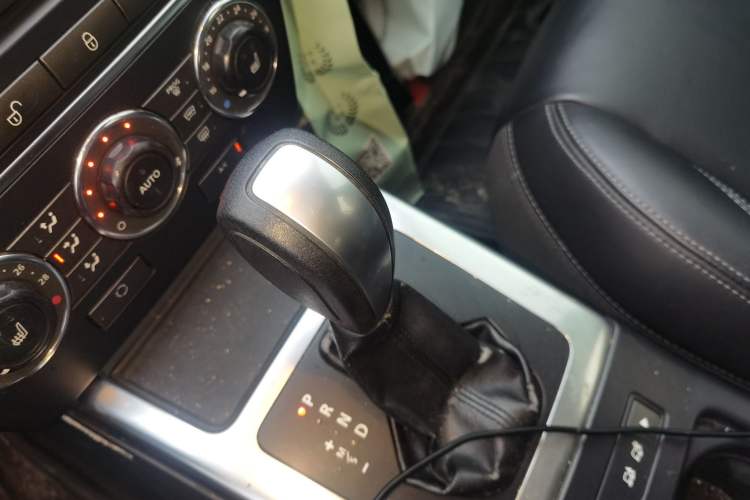 Used Land Rover Freelander 2 2013 2.0T Si4 HSE Gasoline Version Gear Lever