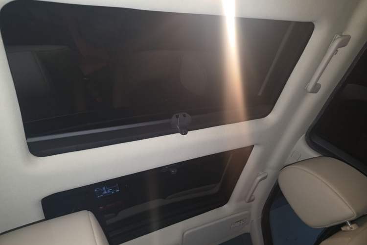 Used Land Rover Freelander 2 2013 2.2T SD4 SE Diesel Edition Headliner