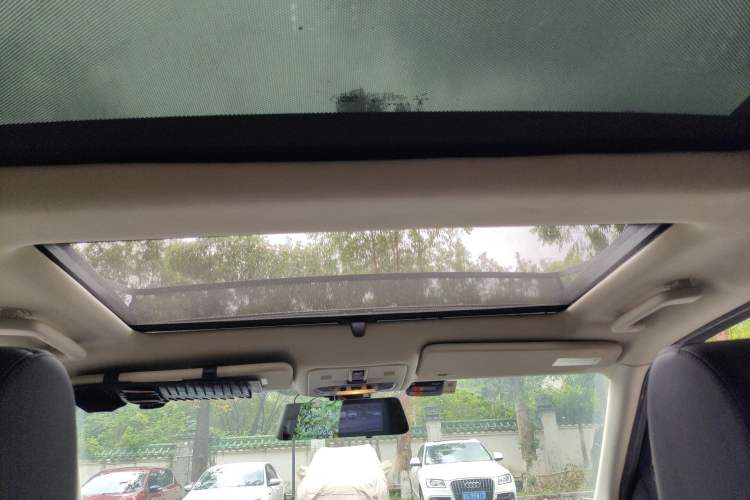 Used Land Rover Freelander 2 2013 2.0T Si4 HSE Gasoline Version Headliner