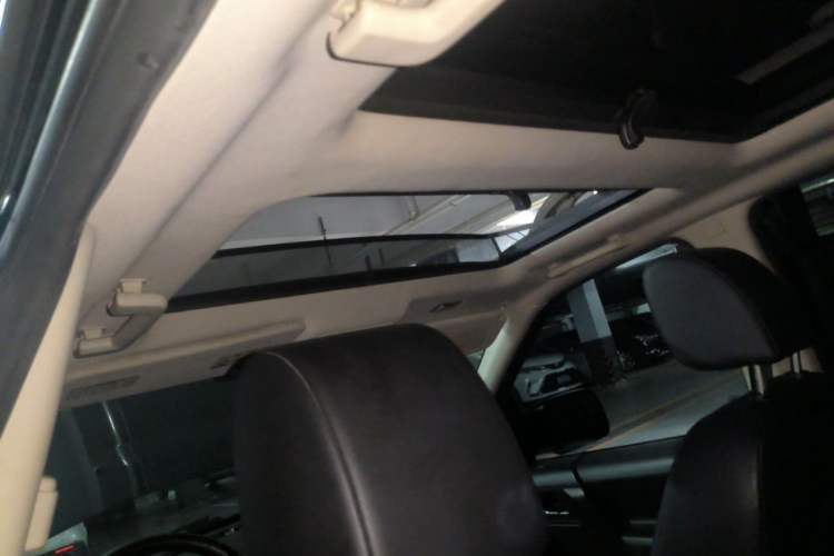 Used Land Rover Freelander 2 2013 2.0T Si4 SE Gasoline Edition Headliner