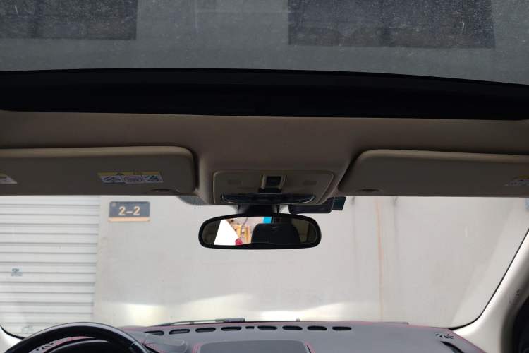 Used Land Rover Freelander 2 2013 2.2T SD4 SE Diesel Edition Headliner