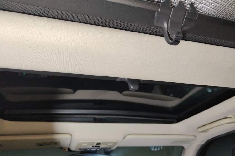 Used Land Rover Freelander 2 2013 2.2T SD4 SE Diesel Edition Headliner