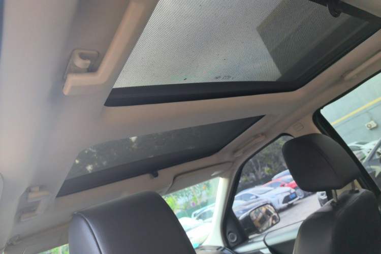Used Land Rover Freelander 2 2013 2.0T Si4 SE Gasoline Edition Headliner