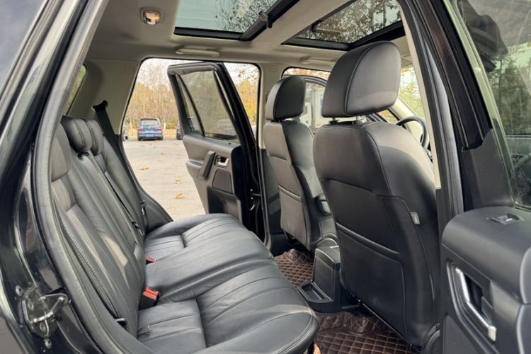 Used Land Rover Freelander 2 2013 2.0T Si4 SE Gasoline Edition Interior 11