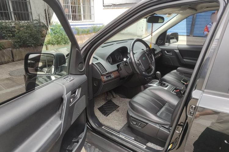 Used Land Rover Freelander 2 2013 2.0T Si4 SE Gasoline Edition Interior 3